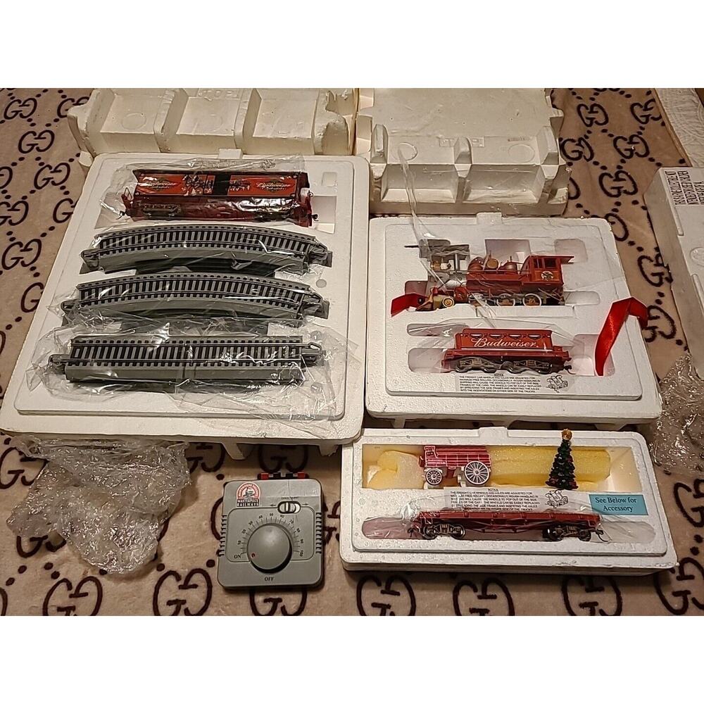 Hawthorne Village Budweiser Beer Holiday Express Train Set Masterpiece Railways
